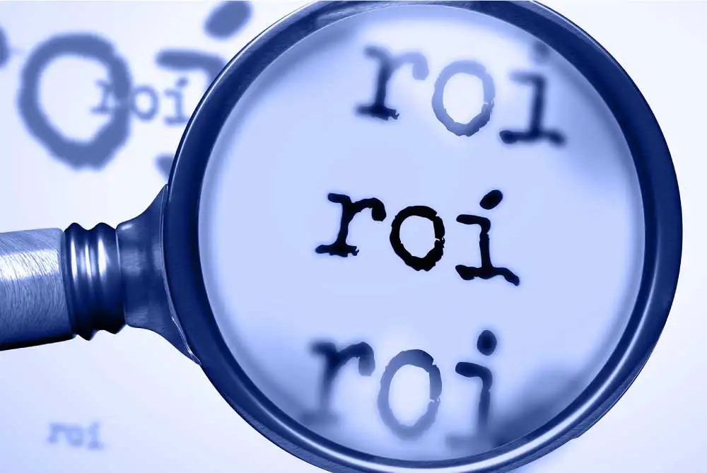 Decoding ROI - magnifying glass zooming in on ROI